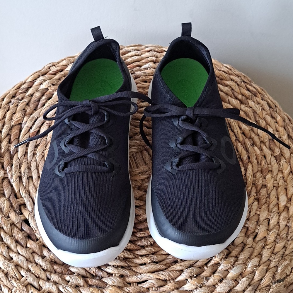 OOFOS Womens OOmg Lightweight Training/Recovery Black Knit Sneakers 9 - Picture 4 of 9
